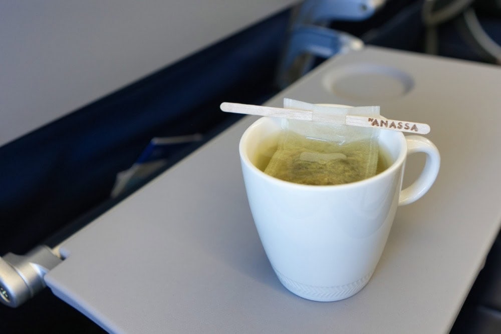 エーゲ航空ビジネスクラス搭乗記・ お茶
