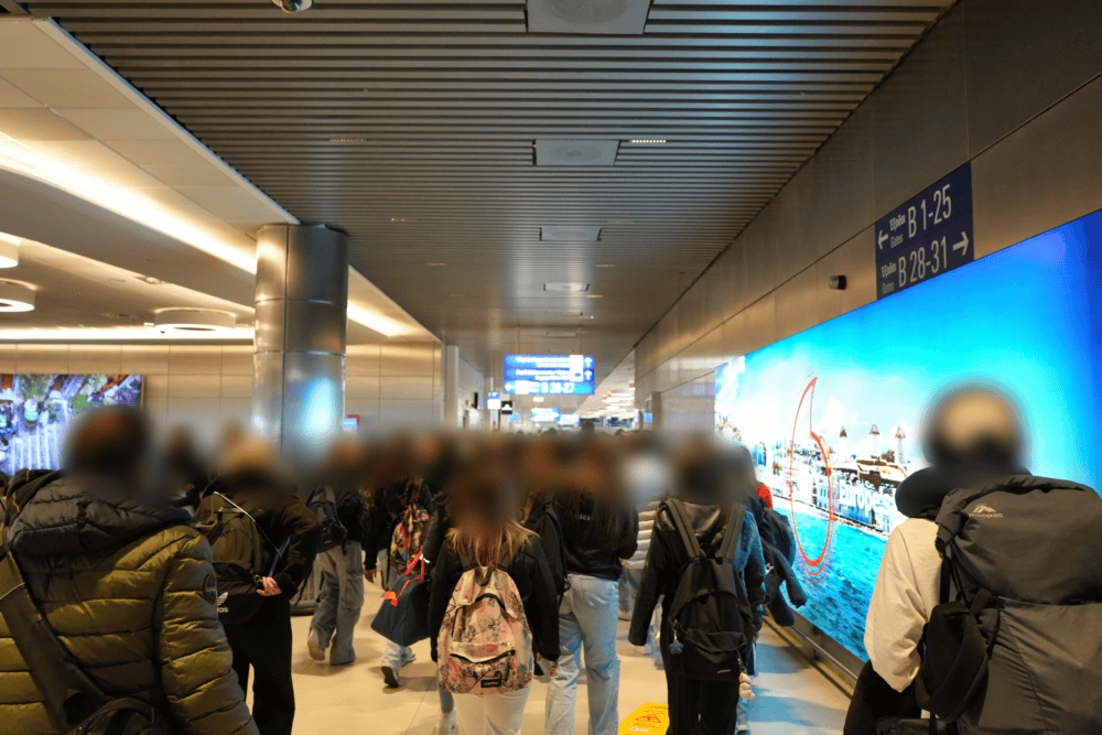 エーゲ航空ビジネスクラス搭乗記・アテネ空港