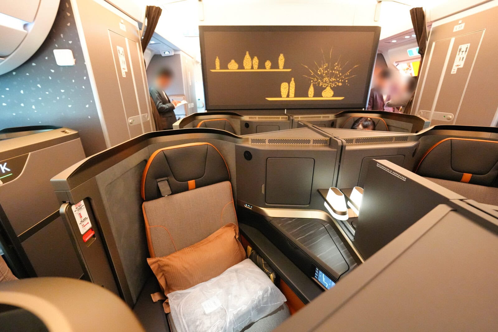 スターラックス航空ビジネスクラス搭乗記・通路側のシート