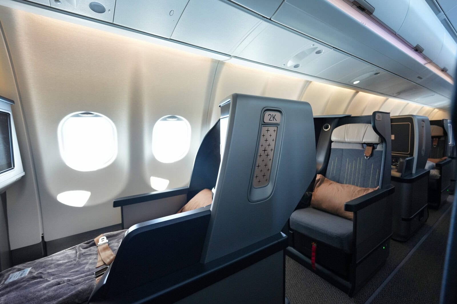 starlux-airlinesビジネスクラス搭乗記・A350窓側席
