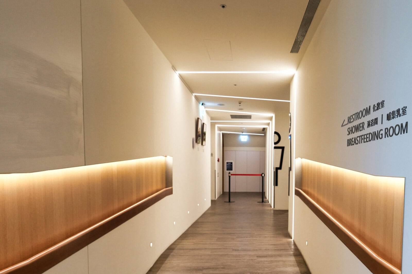 台湾桃園国際空港第2ターミナル・Oriental Club Lounge・ウェットエリア
