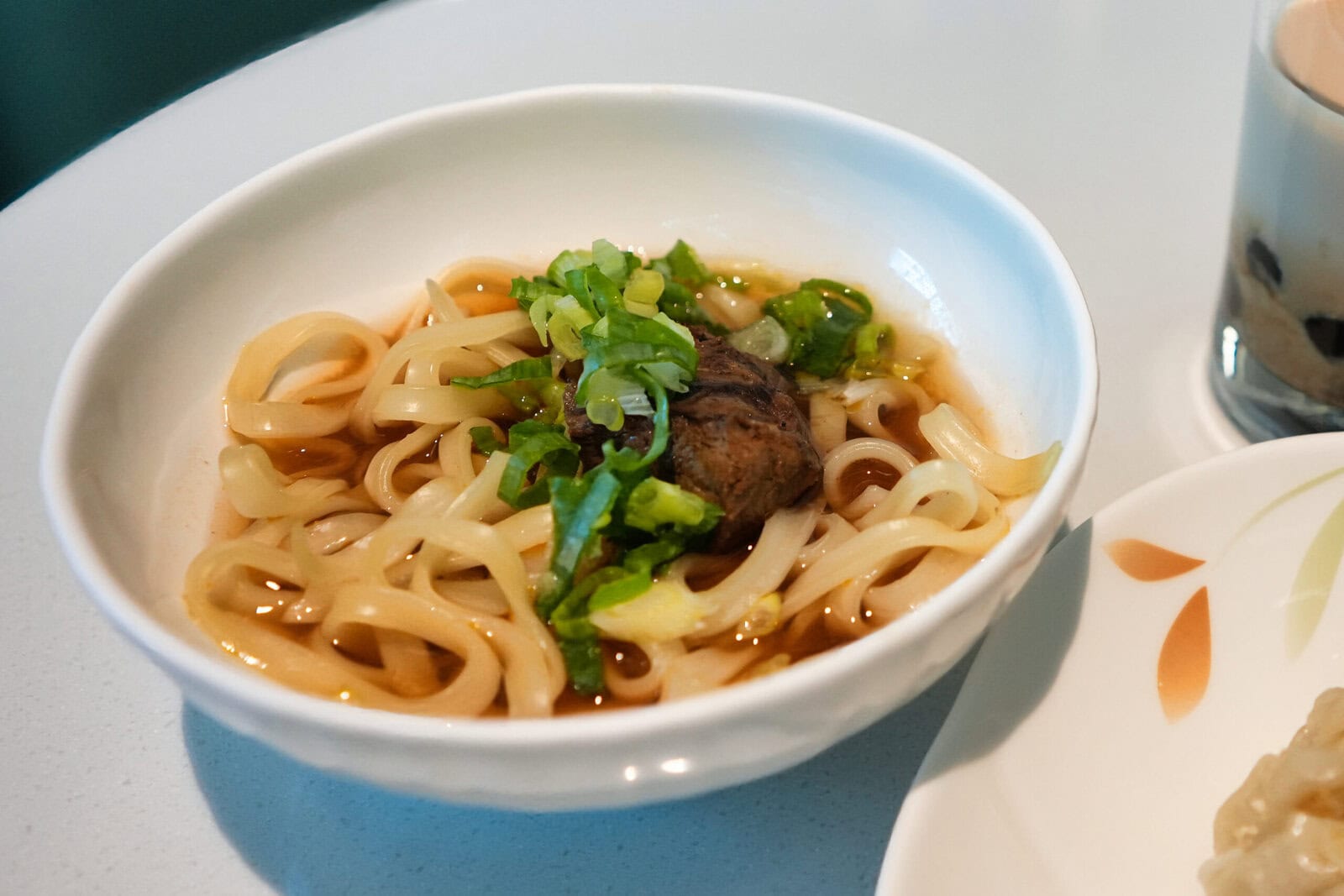 台北桃園国際空港エバー航空インフィニティラウンジ・ランチ実食・牛肉麺
