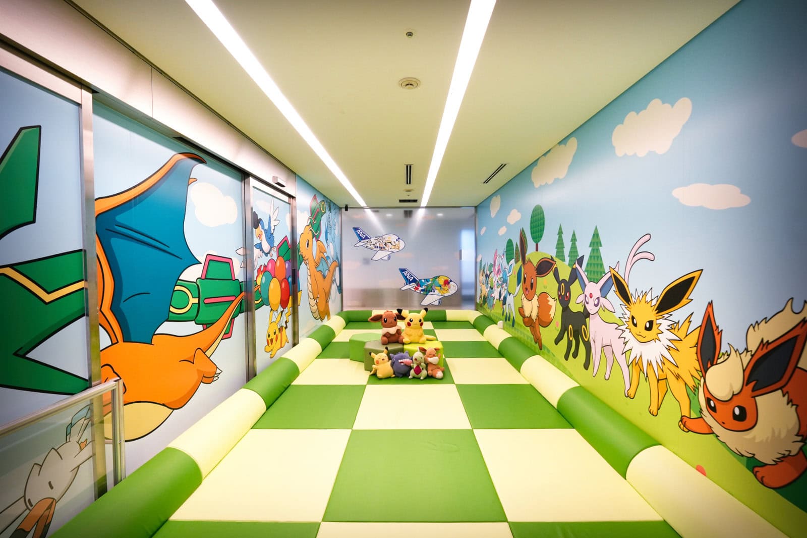 羽田空港ANAラウンジ本館南のキッズルームの中
