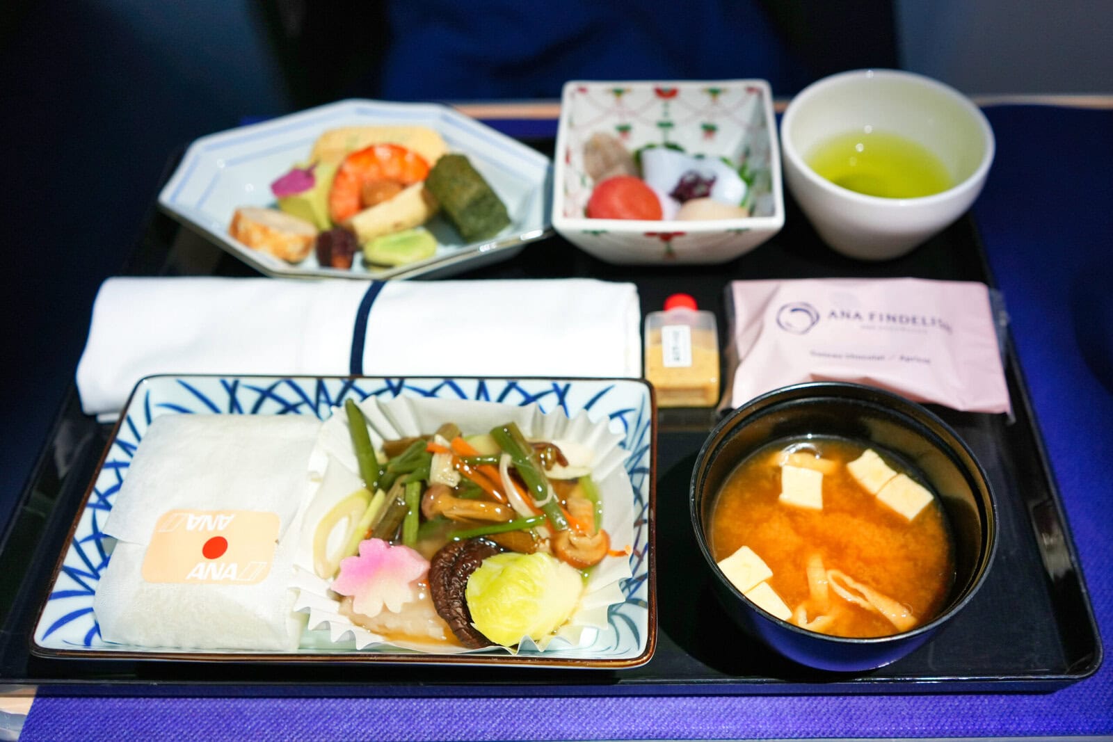 ANAビジネスクラス・ハノイ線搭乗記・和食