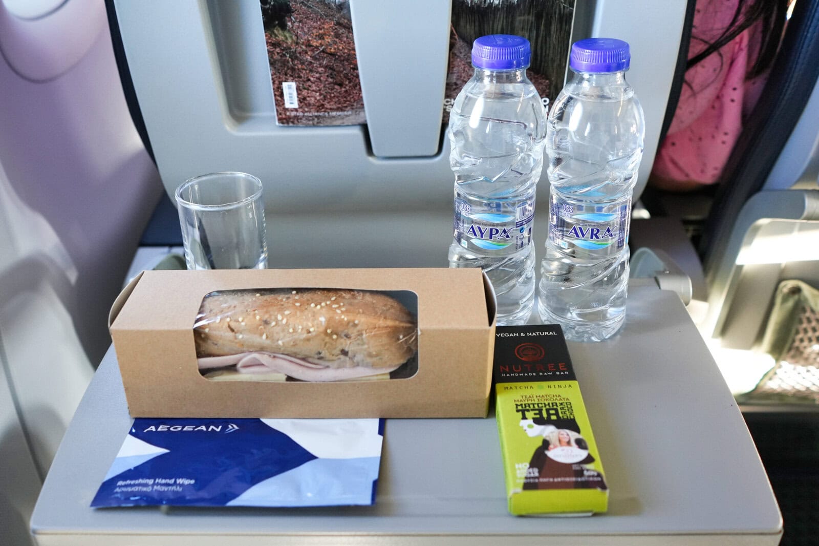エーゲ航空ビジネスクラス搭乗記・機内食のすべて