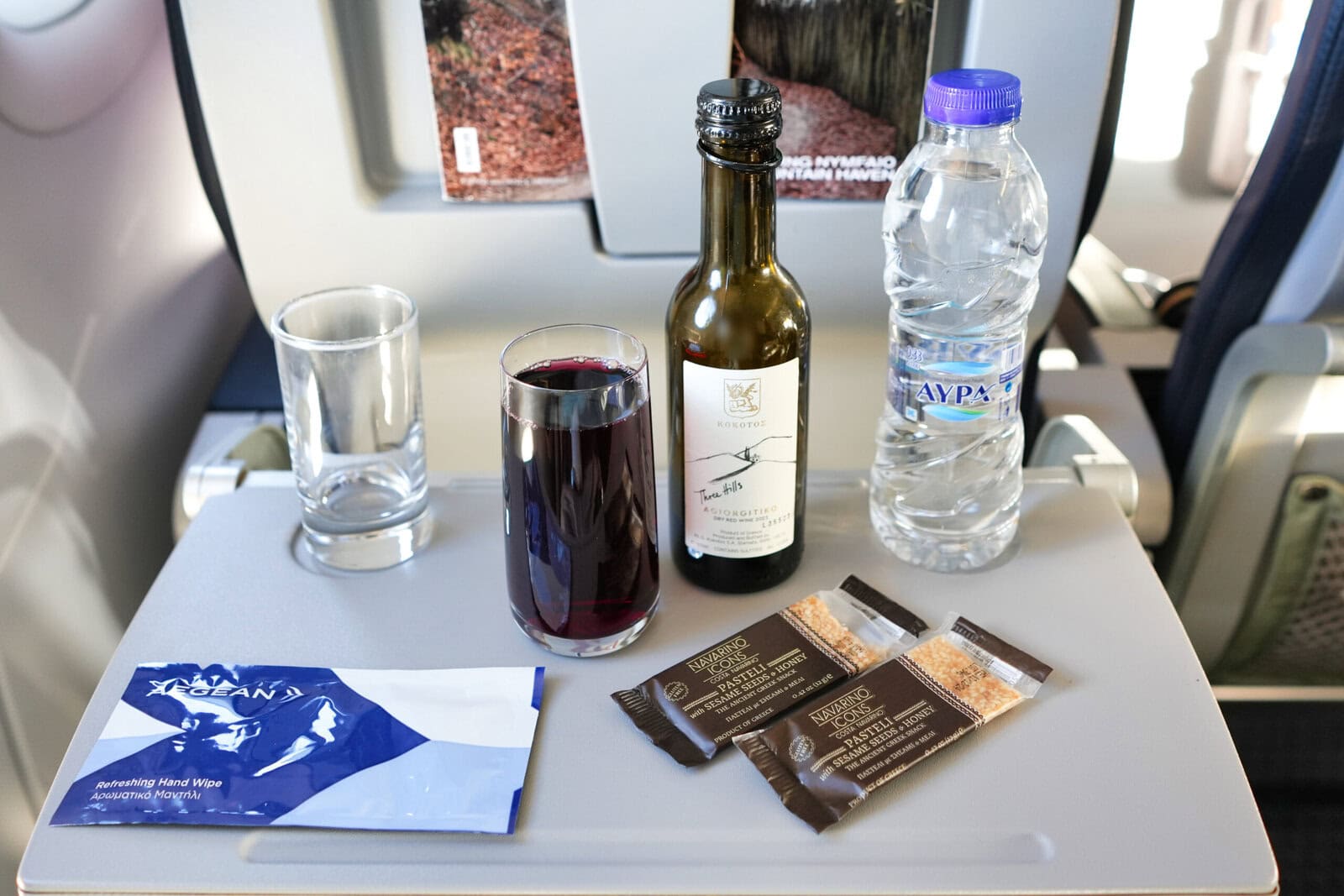 エーゲ航空ビジネスクラス搭乗記・機内食・ドリンクサービス