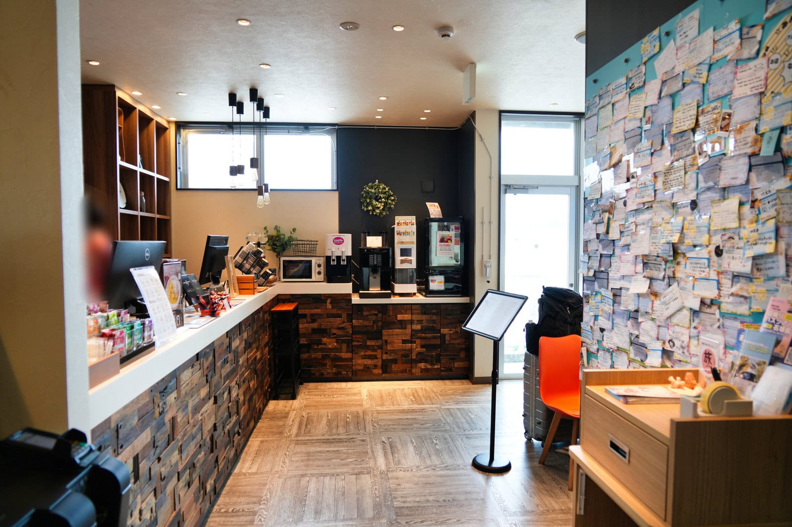 The BREAKFAST HOTEL MARCHE石垣島・レセプション