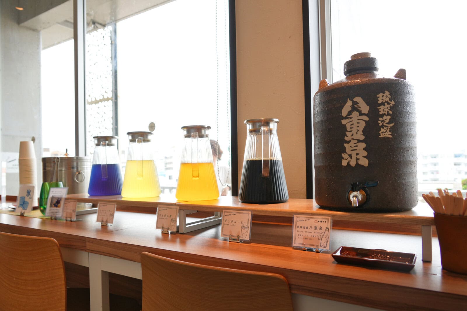 The BREAKFAST HOTEL MARCHE石垣島・ドリンクバーには泡盛も