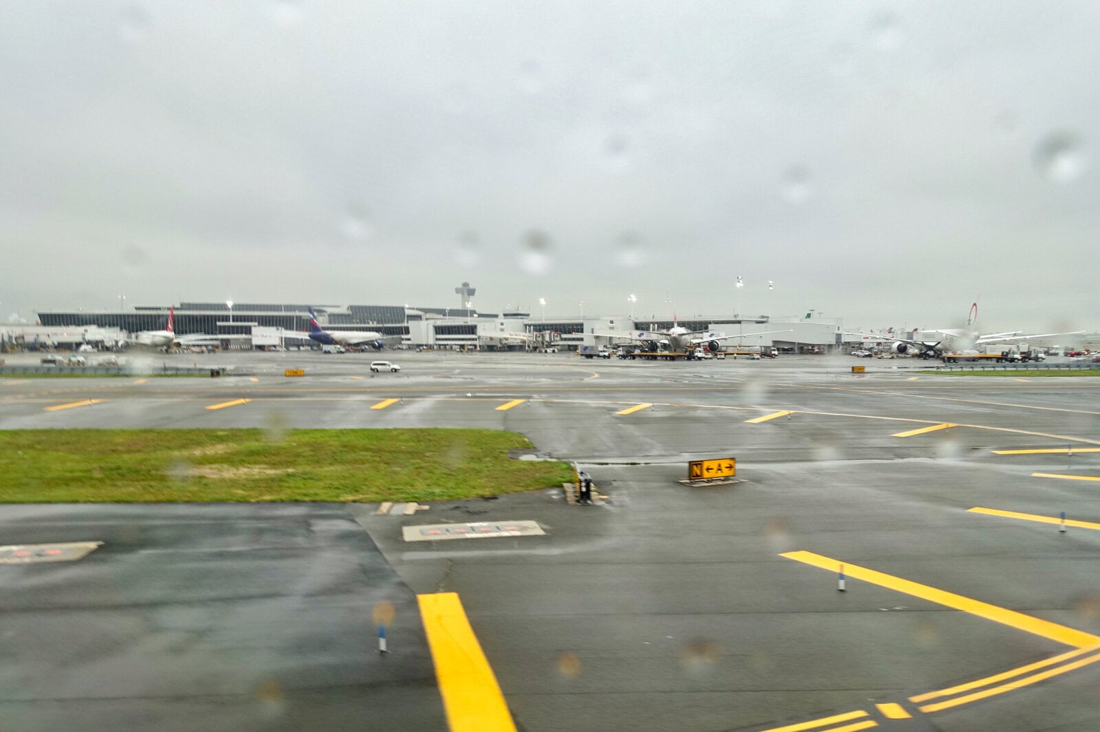 ニューヨーク・JFK空港を出発