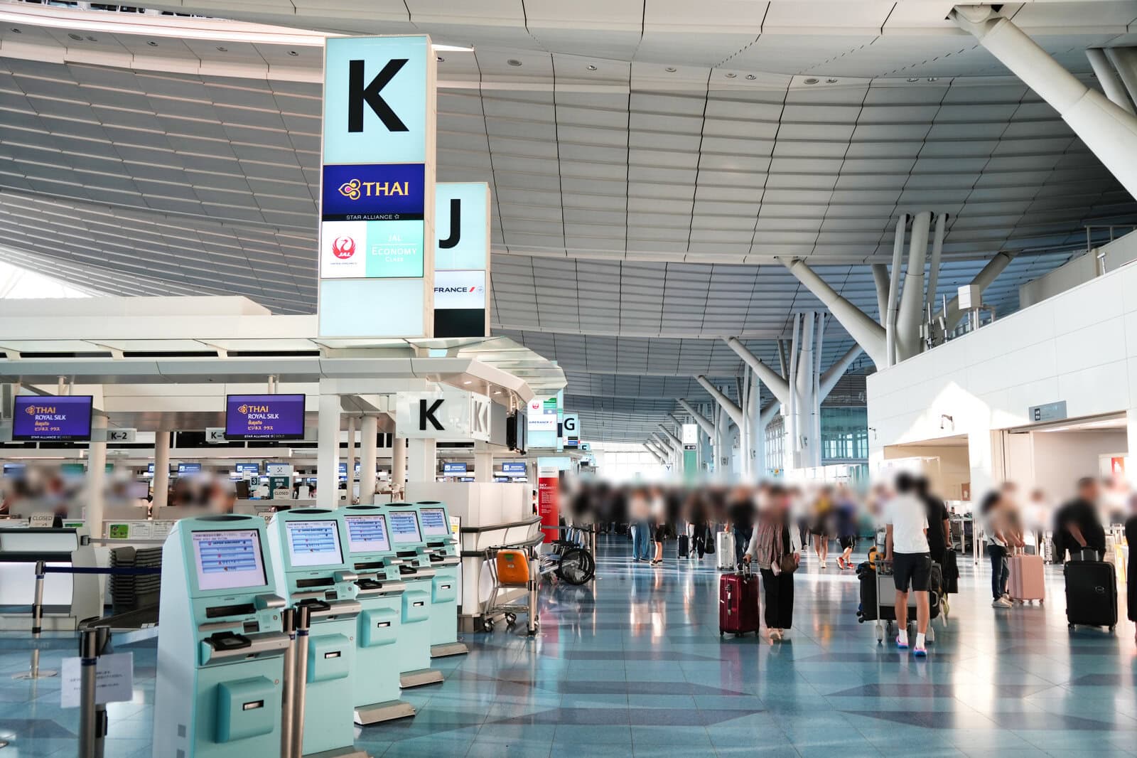 Tokyo Haneda Airport Terminal 3 in the morning