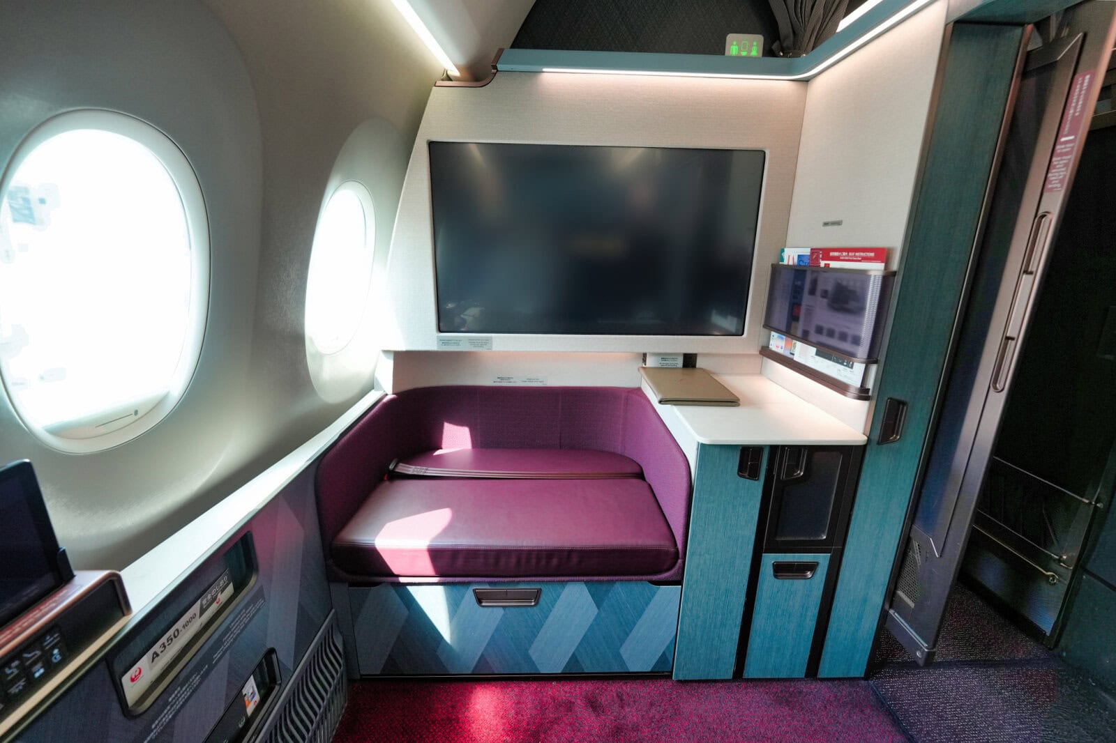 JAL A350-1000 First Class 43-inch 4K monitor