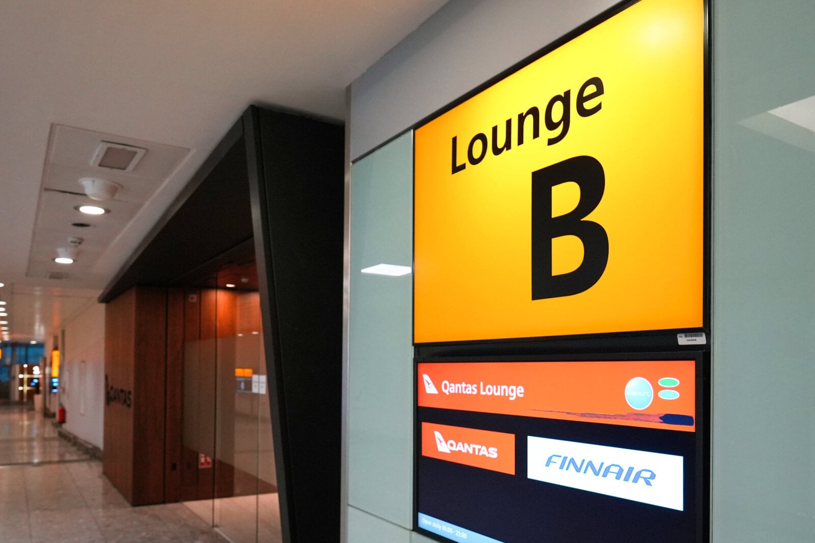 カンタス航空ロンドンインターナショナルラウンジの看板