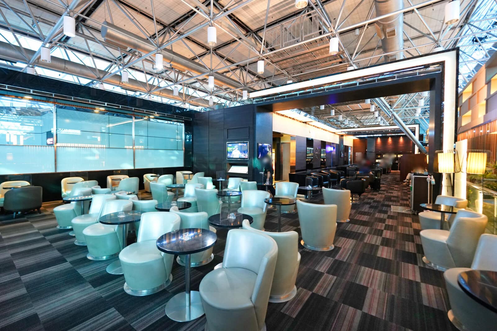 エバー航空The Clubラウンジのインテリア・全景