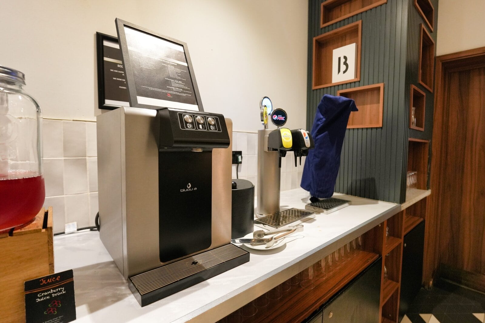 ドリンクサーバー