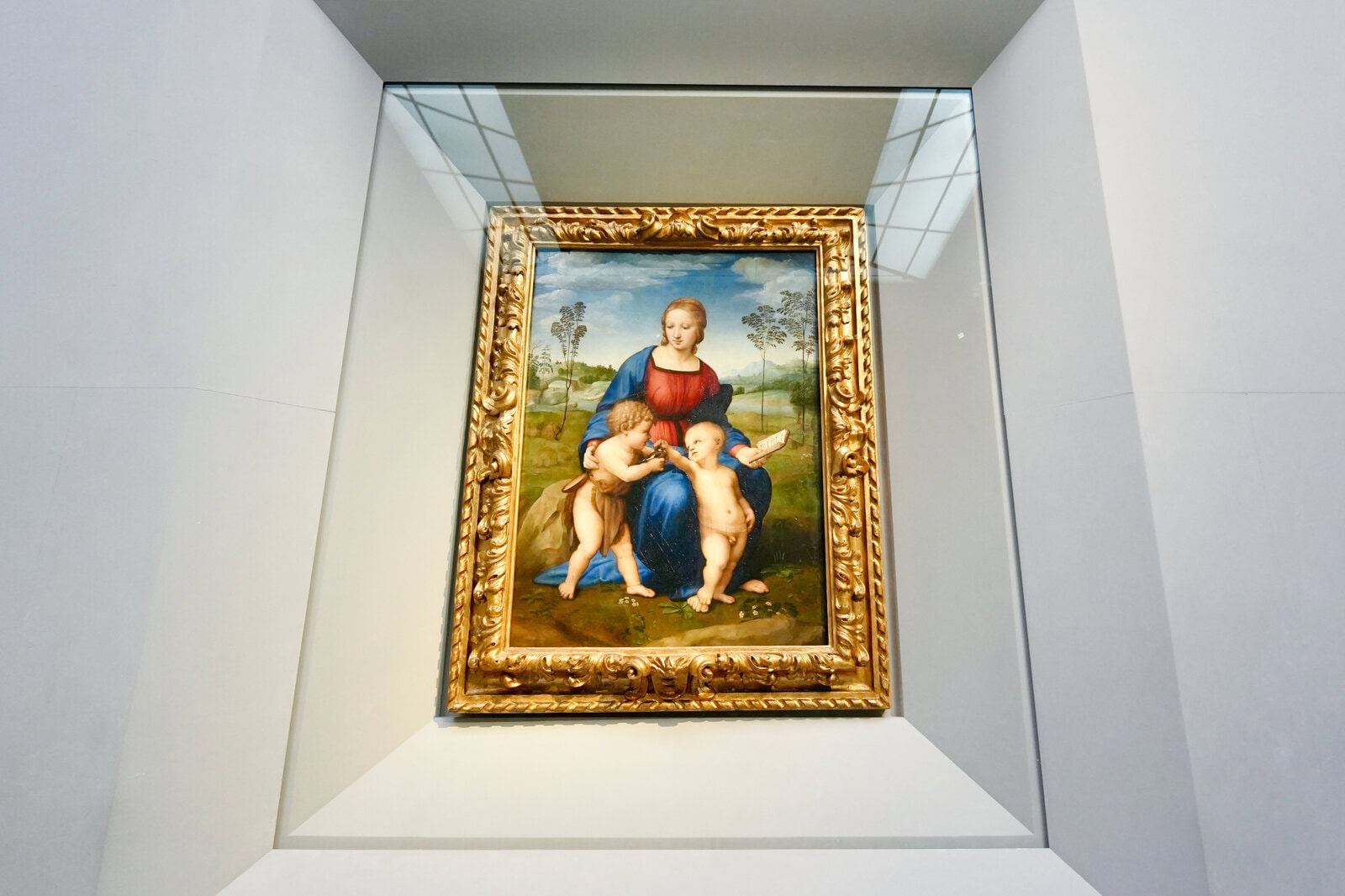 ウフィツィ美術館に展示されるラファエロの「ヒワの聖母」