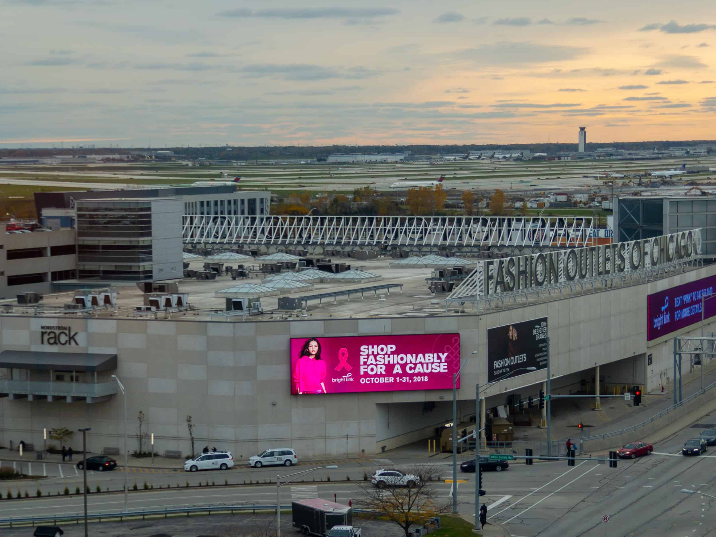 Chicago Premium Outlets: Find The Perfect Gift For Everyone On Your List - emir3mg