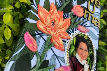 Amazing Floral Decoupage Diary For Mom 7