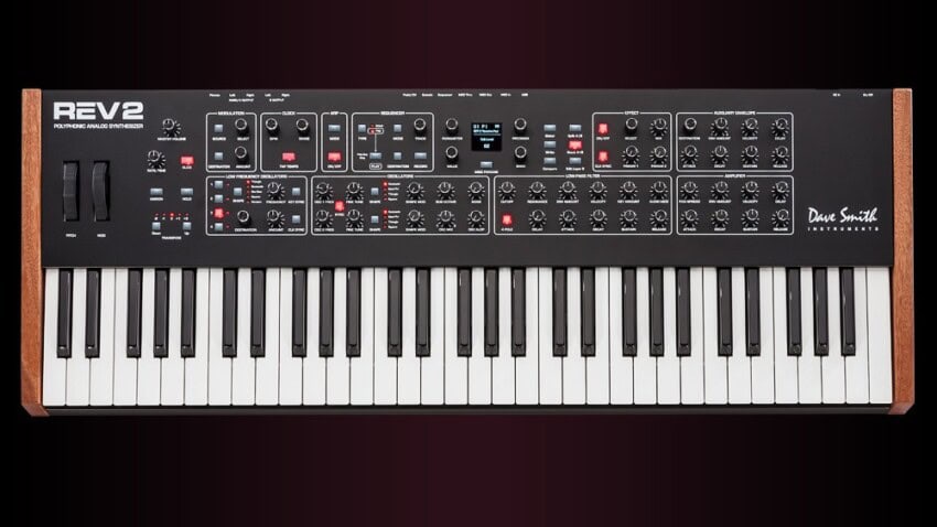 Dave Smith Instruments REV2
