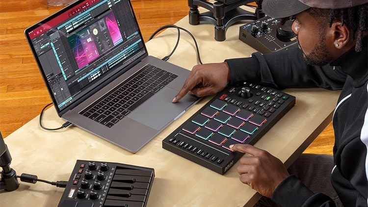 Akai Professional MPC Studio