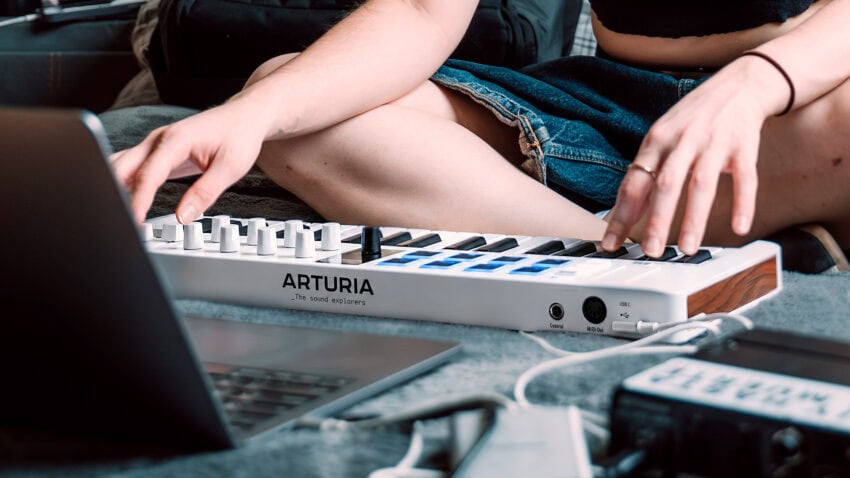 Arturia MiniLab 37 Keyboard Controller