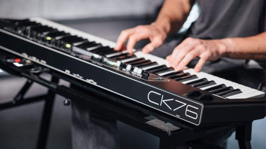 Yamaha CK76