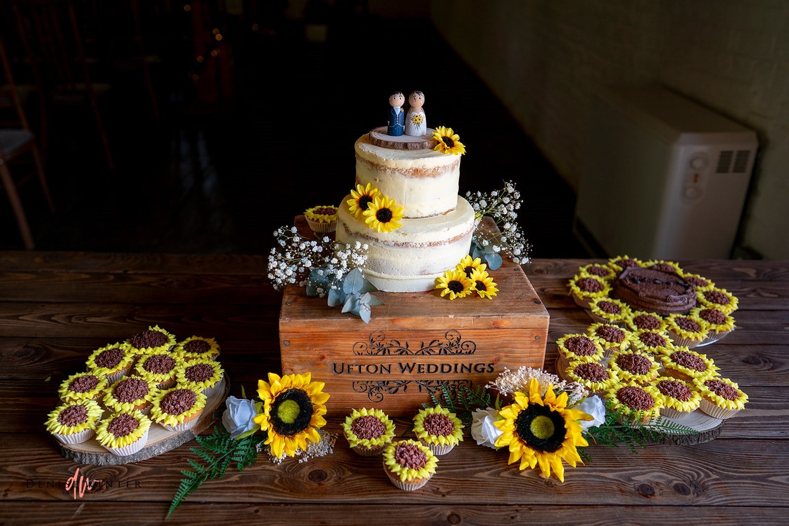 sunflower wedding cake