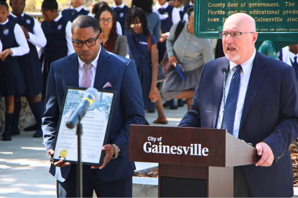 Gainesville Mayor Harvey Ward (right) makes Journey to Juneteenth Day proclamation. Photo by Lillian Hamman (1)