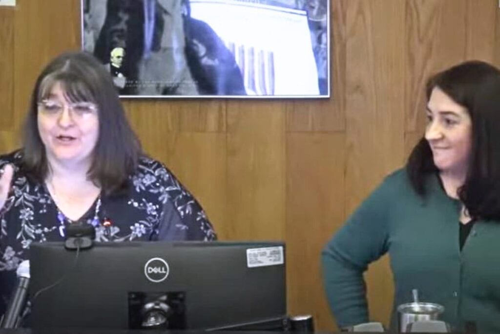 ACPS Assistant Superintendent of Finance Gabrielle Jaremczuk and Director of Budget Deborah Parrish (left) speak at the June 4 school board workshop. Courtesy of SBAC