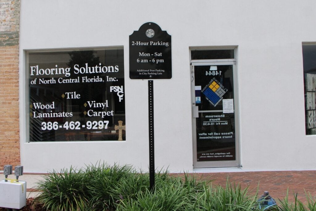 A two-hour parking sign on Main Street in Alachua. Photo by Lillian Hamman