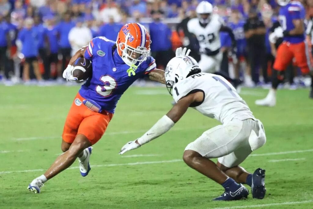 Florida wide receiver Tre Wilson (3).
