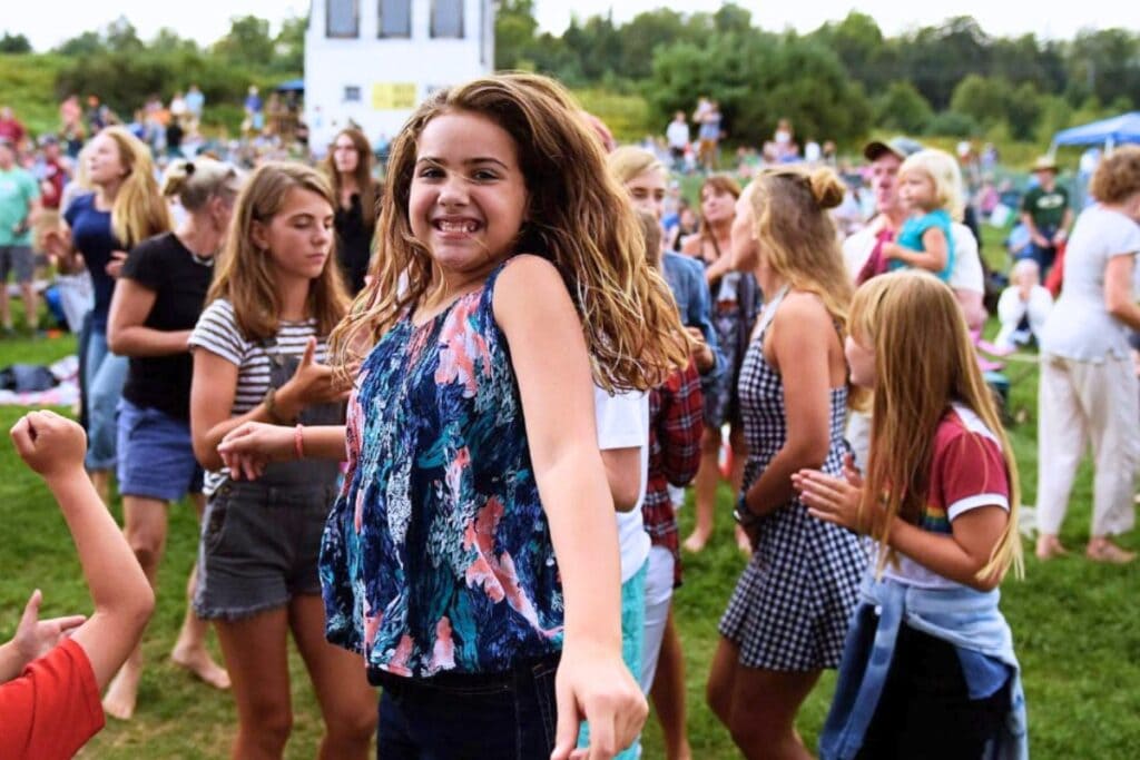 The city of Alachua is aiming to become one of 50 finalists in the running for a grant from the Levitt Foundation that could bring a free, outdoor concert series to its downtown next year. Courtes