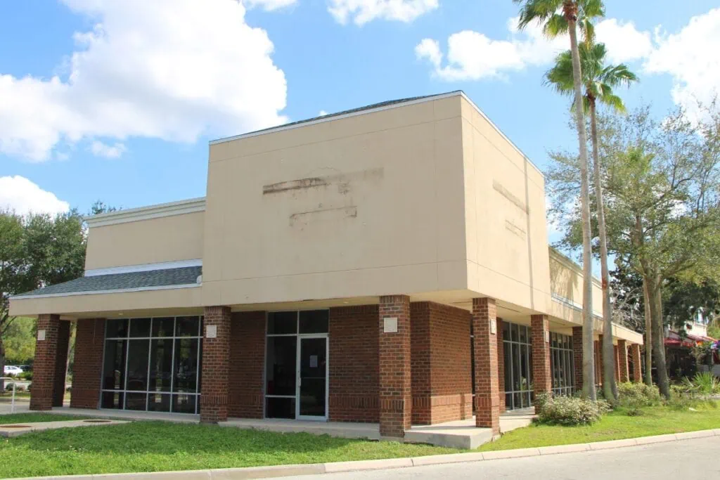 Darrell’s Dog Gone Good Diner closed in Gainesville last week.