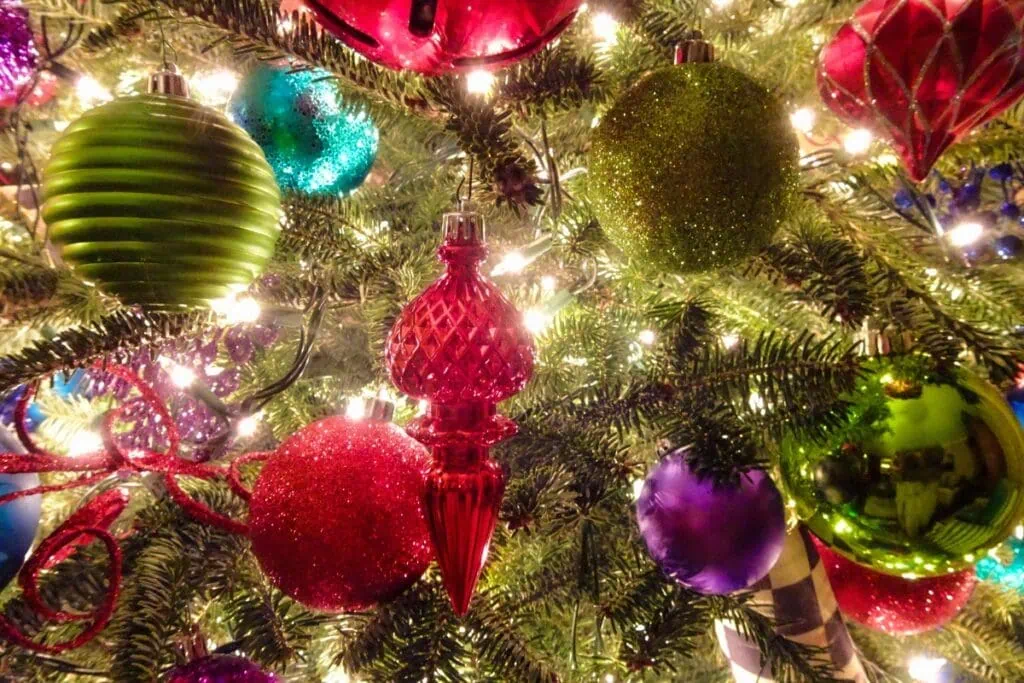 Christmas ornaments on a tree.