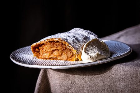 Apfelstrudel