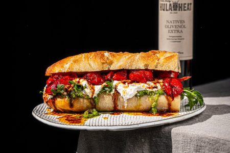 Caprese Sandwich mit Burrata