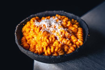 Pomodoro Pasta mit Burrata
