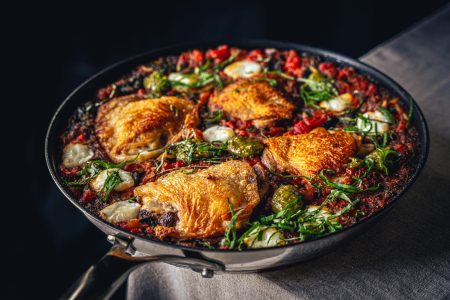 Mediterrane Hühner Orzo Pfanne
