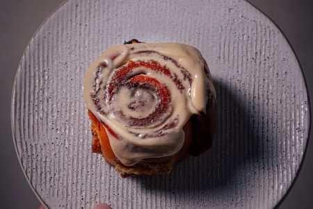 Zimtschnecken mit Chai Frosting