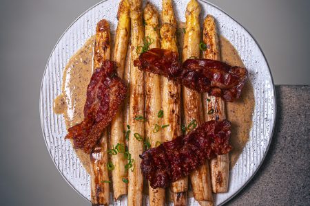 Weißer Spargel mit Weißweinsauce