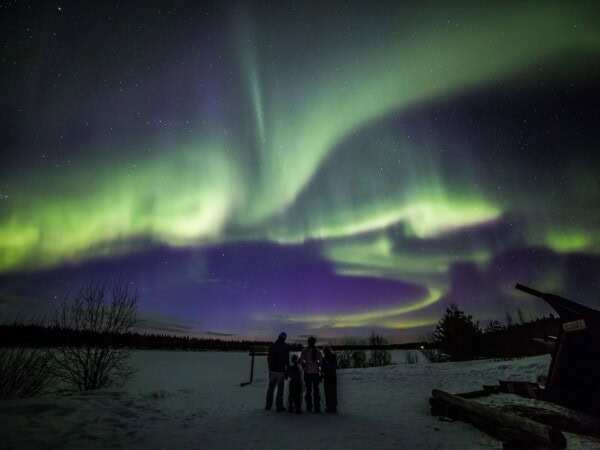 Aurora Camp mit Abendessen am Lagerfeuer