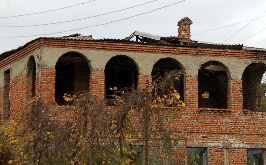 Abandoned homes in Sokhumi left behind by Georgians who fled during the war.