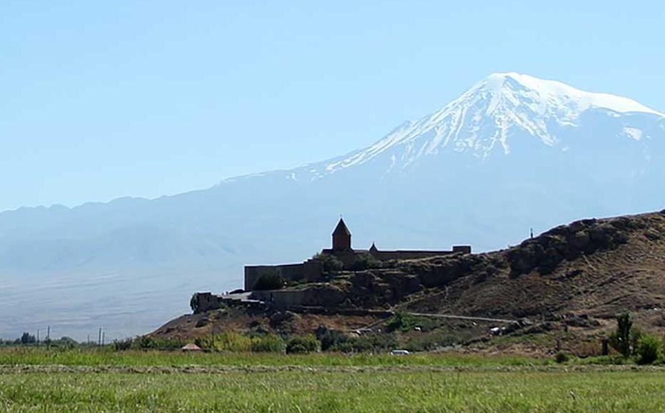 Khor Virap monastery lies a few hundred metres from the Armenia - Turkish border. It overlooks Mount Ararat, a symbol of Armenian identity, which is located on Turkish territory.