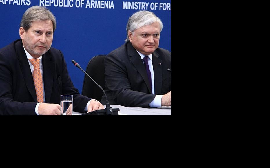 Press conference with Armenian foreign minister Edward Nalbandian (right) and EU neighbourhood policy commissioner Johannes Hahn. Yerevan, March 18. (Photo: Photolur agency)