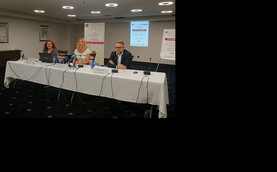 Sarajevo press conference held on 19 June. From L to R, Ljiljana Zurovac, Programme Director at the Press Council of BiH; Merdijana Sadovic, IWPR's Regional Director for Western Balkans; Adis Hasakovic, Director of Media Content Management (Photo: Press Council of BiH)