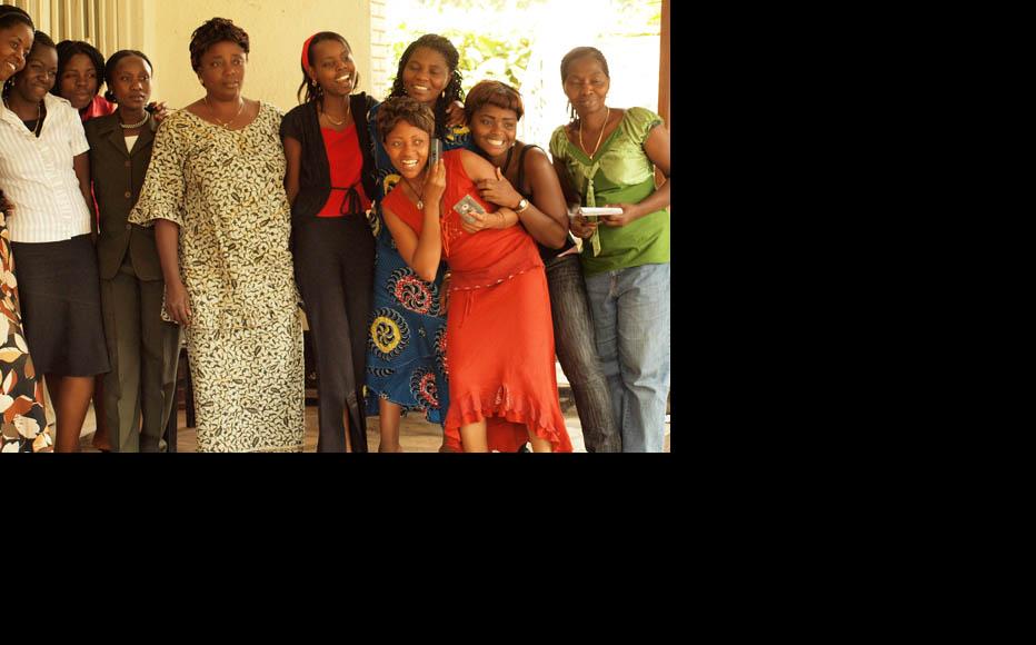 Caption: IWPR trainees at the end of a training day in Goma. (Photo: Melanie Gouby)