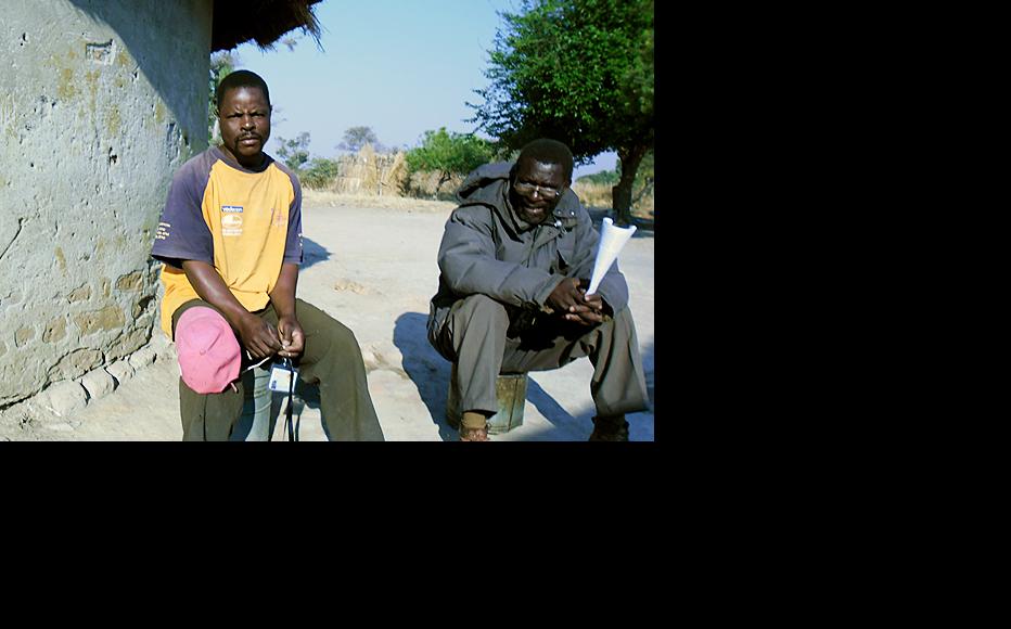 Goromonzi residents Borden Mushonga (left) and Bopoto Nyandoro. (Photo: Gamuchirai Masiyiwa) 