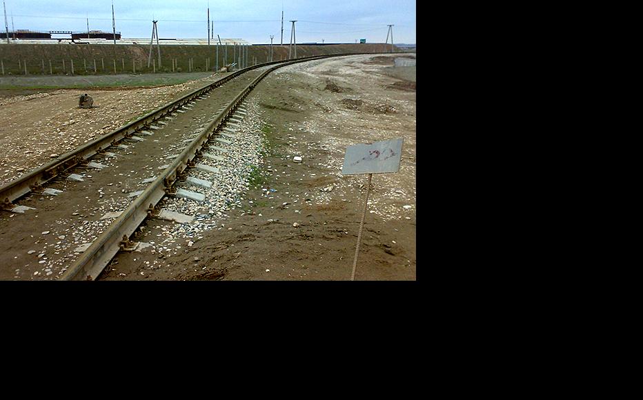 A rail link connects northern Afghanistan with Central Asian transport networks. (Photo: Qayum Babak)