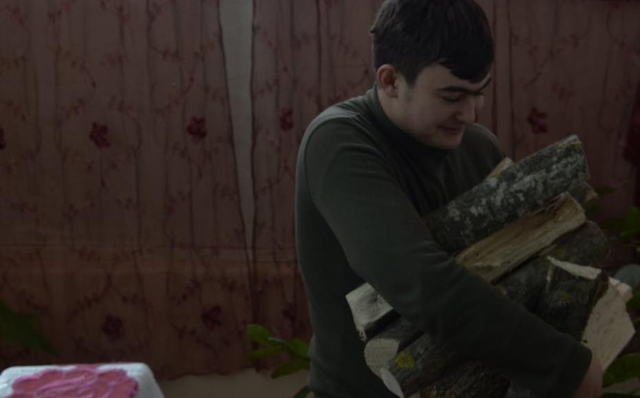 Benjamin, 14, the eldest of Artik and Larisa’s three sons. Benjamin, 14, the eldest of Artik and Larisa’s three sons.