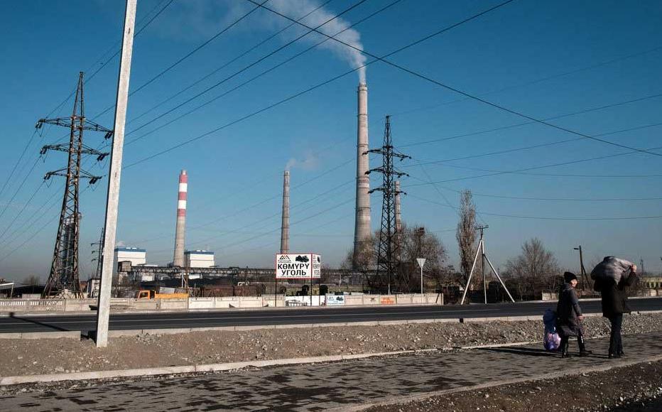 The coal-powered Bishkek thermal power plant (TPP) provides for the capital’s heating and hot water. Environmentalists blame it for the pollution trapping Kyrgyzstan’s capital in the depths of winter.