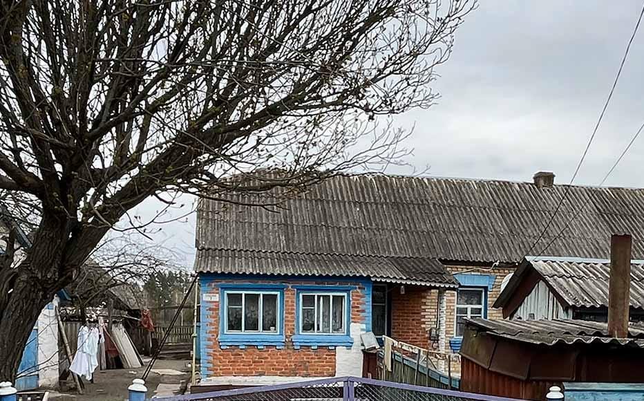 A house in the village of Zirka.